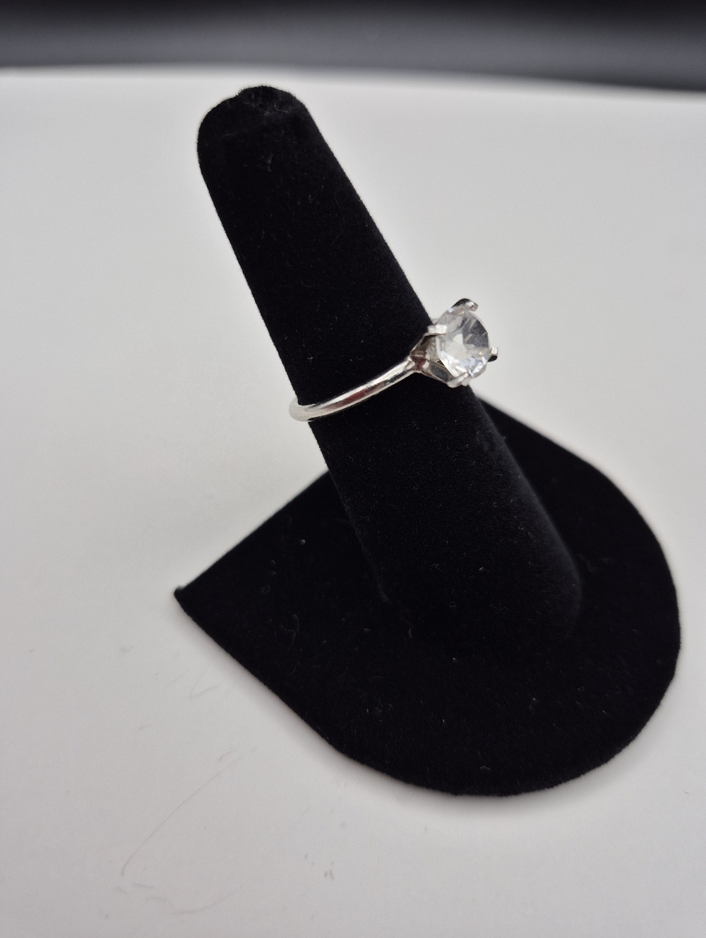Sparkling Clear Stone Solitaire Ring in Silver Tone - Women Jewelry - Picture 2 of 4